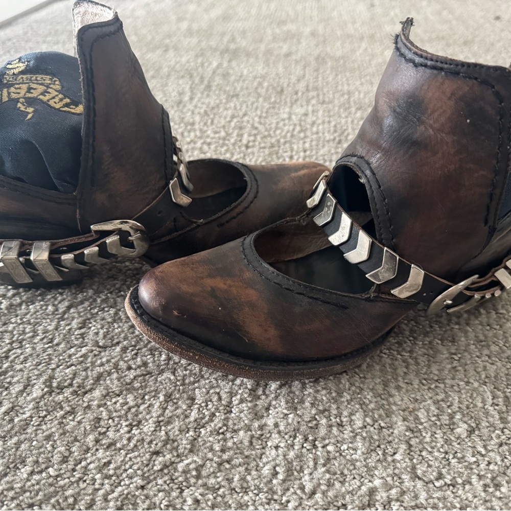 Freebird Blade size 8 Ankle Boots - Picture 5 of 16